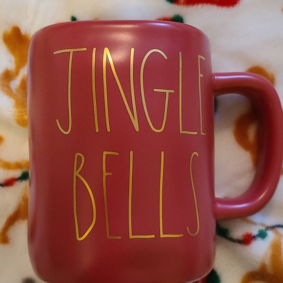 Rae Dunn Jingle Bells Christmas 🎄 Red Mug NEW - Picture 4 of 5